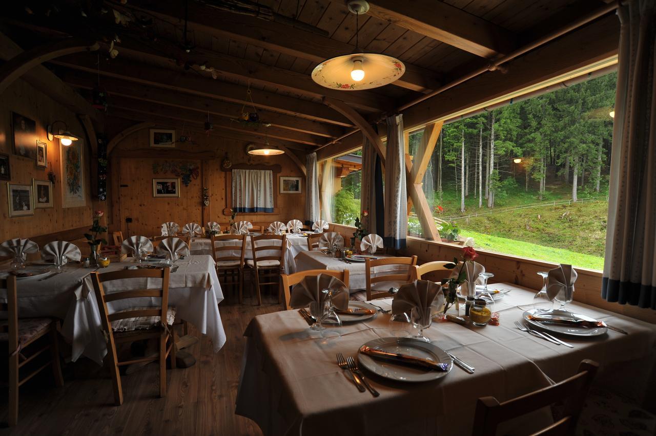 Albergo Garni' Laura Baselga di Pinè Buitenkant foto